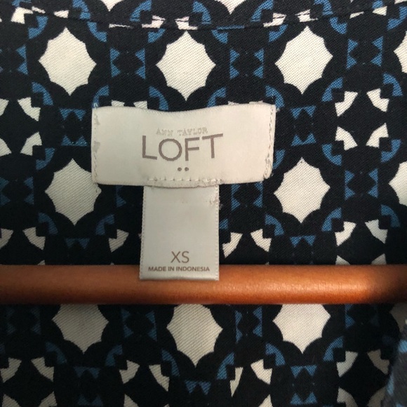 LOFT Tie Waist Dress with Pockets! size XS - Picture 2 of 7